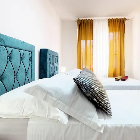 Modern Deluxe Sara Ii With 2 Bedrooms- Апартаменты Сплит